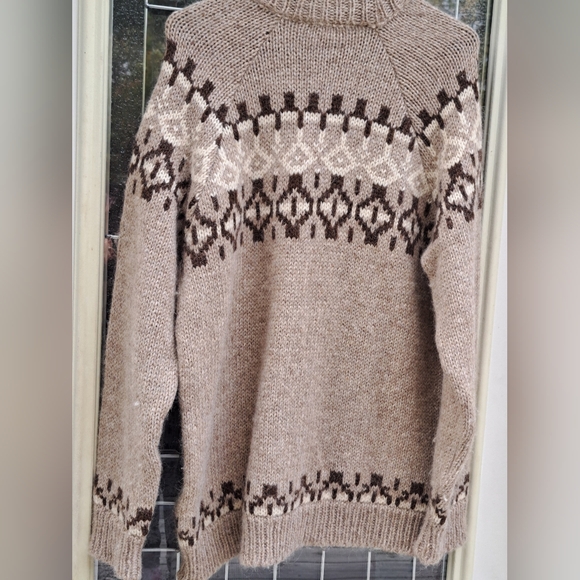 Samband of Iceland Vintage High Crewneck 100% Wool Cozy Sweater Size LX - Picture 9 of 9